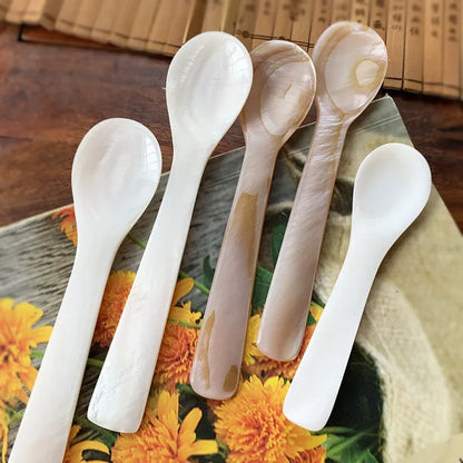 9-13CM Natural Pearl Shell Caviar Spoon Natural Seashell Spoon for Coffee Dessert Handcrafted Natural Shell Ice Cream Spoon