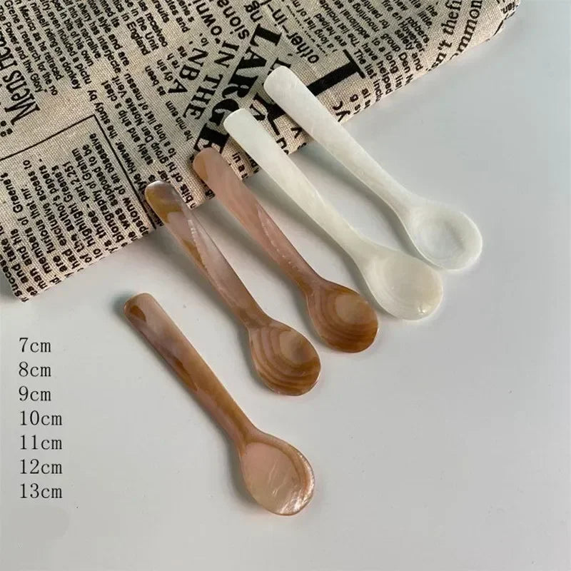 9-13CM Natural Pearl Shell Caviar Spoon Natural Seashell Spoon for Coffee Dessert Handcrafted Natural Shell Ice Cream Spoon