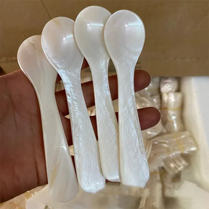 9-13CM Natural Pearl Shell Caviar Spoon Natural Seashell Spoon for Coffee Dessert Handcrafted Natural Shell Ice Cream Spoon