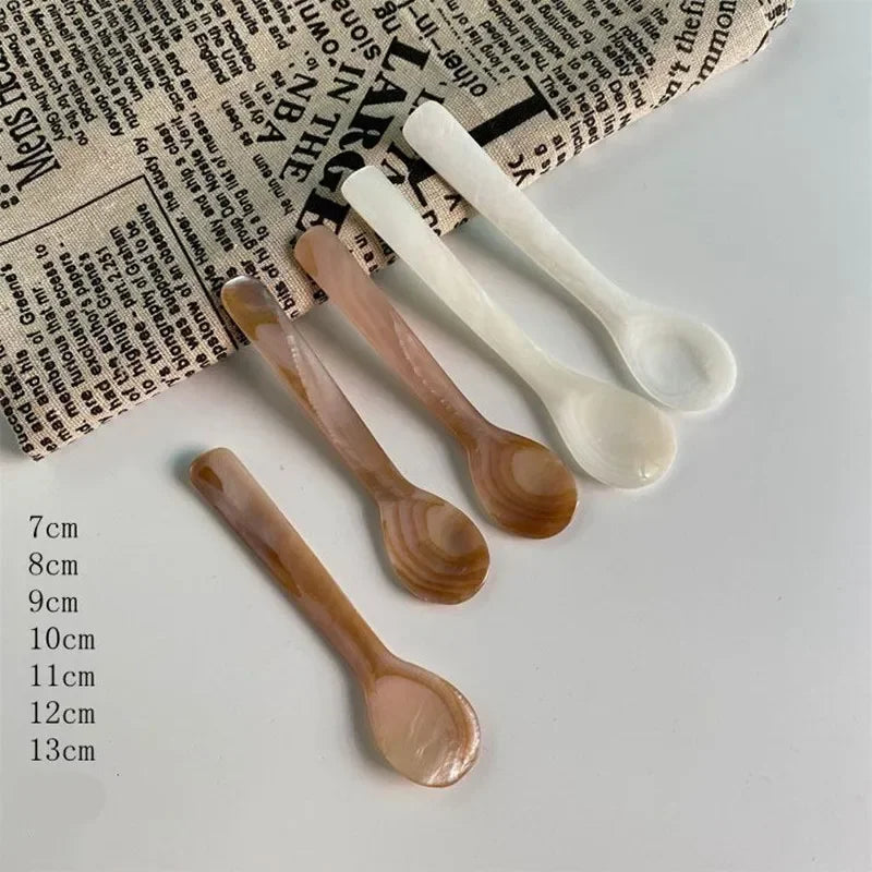 9-13CM Natural Pearl Shell Caviar Spoon Natural Seashell Spoon for Coffee Dessert Handcrafted Natural Shell Ice Cream Spoon