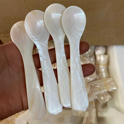 9-13CM Natural Pearl Shell Caviar Spoon Natural Seashell Spoon for Coffee Dessert Handcrafted Natural Shell Ice Cream Spoon
